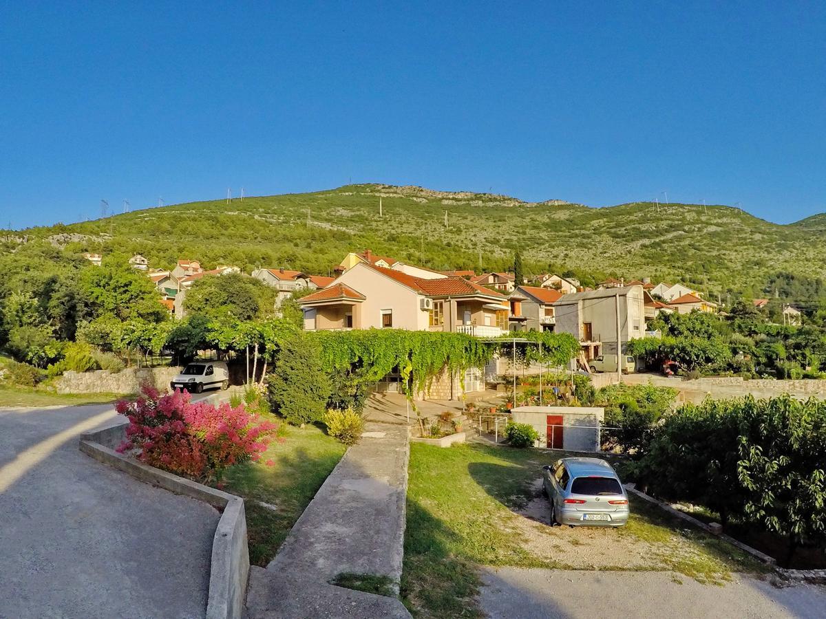 Apartman Spirto Trebinje Exteriör bild