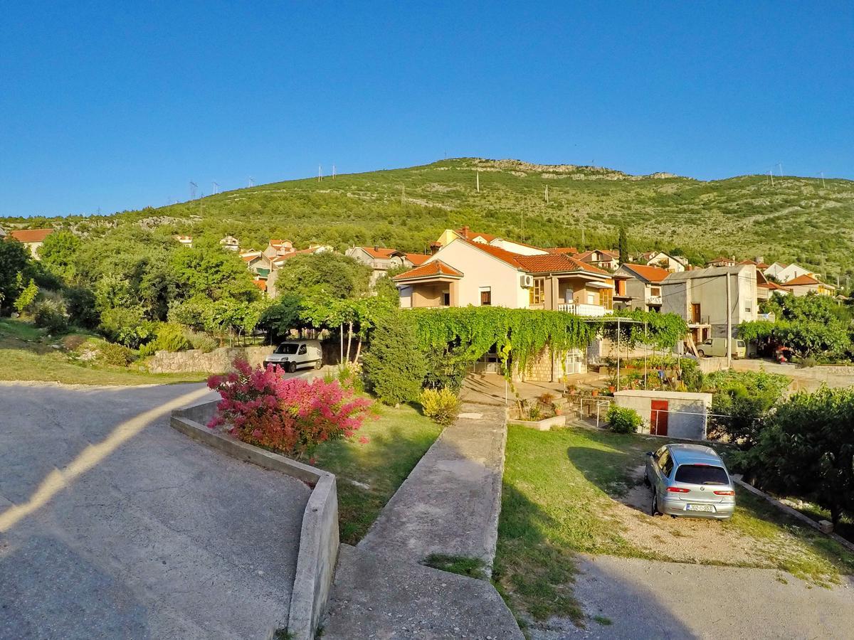 Apartman Spirto Trebinje Exteriör bild