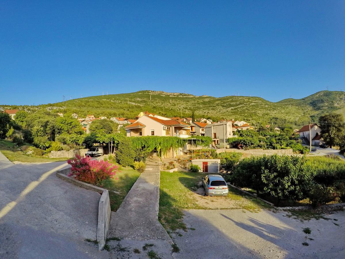 Apartman Spirto Trebinje Exteriör bild